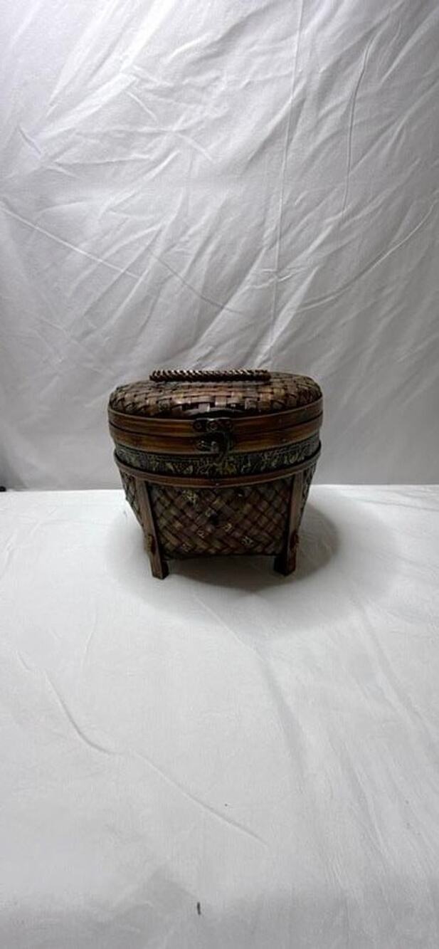 Vintage Woven Bamboo Footed Trinket Box Basket Brass Clasp Boho Decor Case